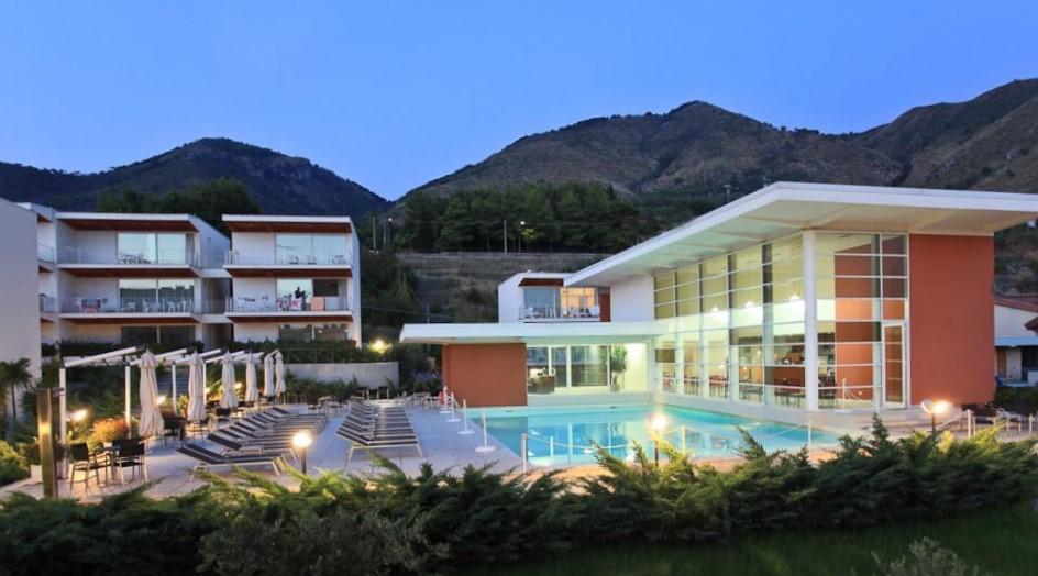 Sporting Club Resort Прая а Маре Екстериор снимка